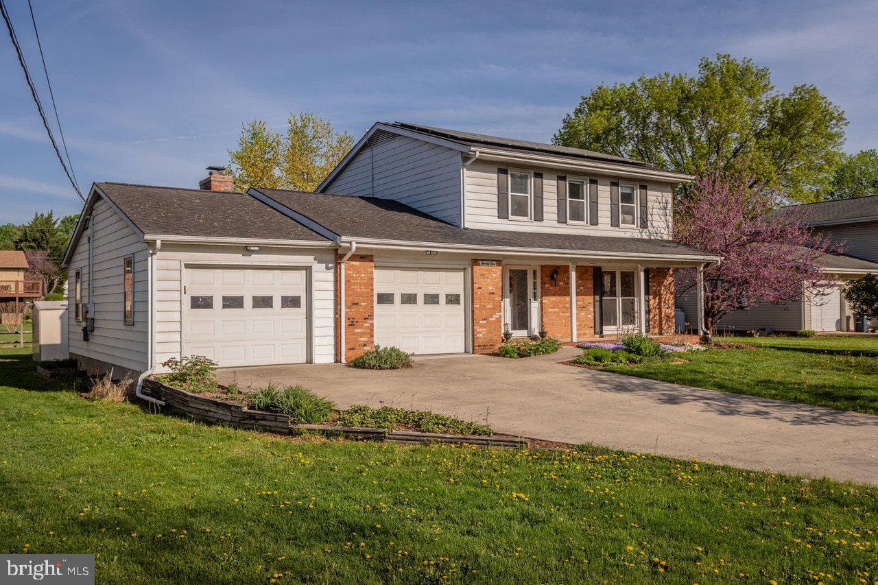 25 Emery Street photo 79