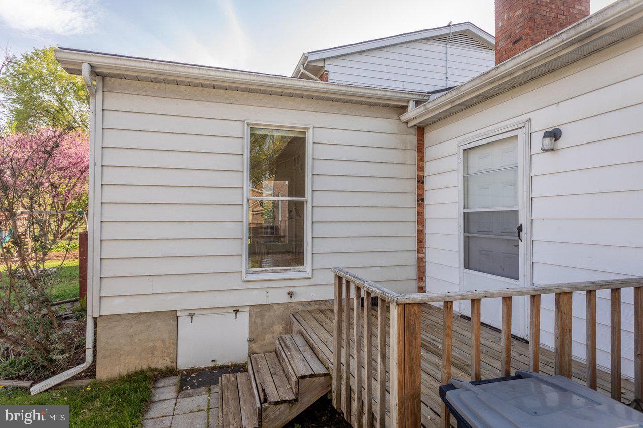 25 Emery Street photo 82