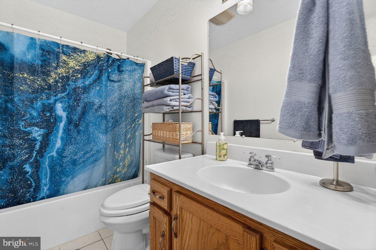 298 Emerald Drive photo 33