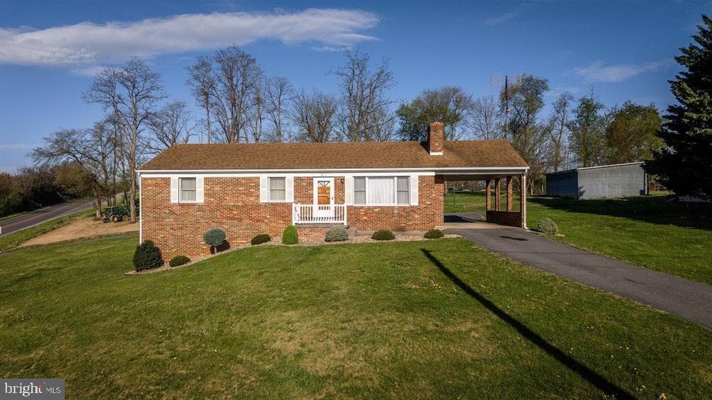 211 Pear Street photo 1