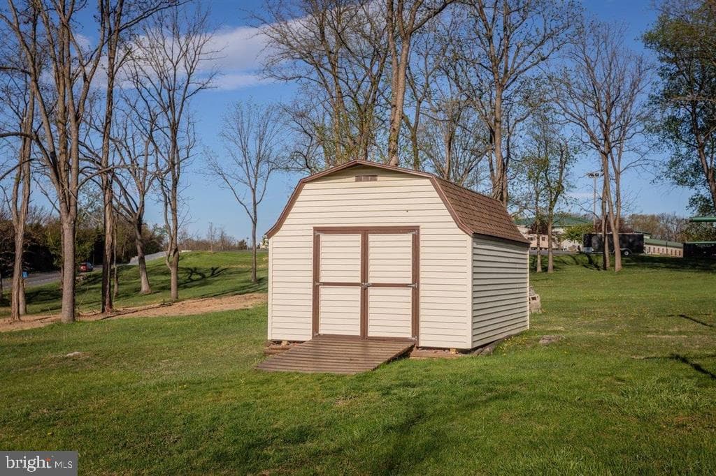 211 Pear Street photo 55