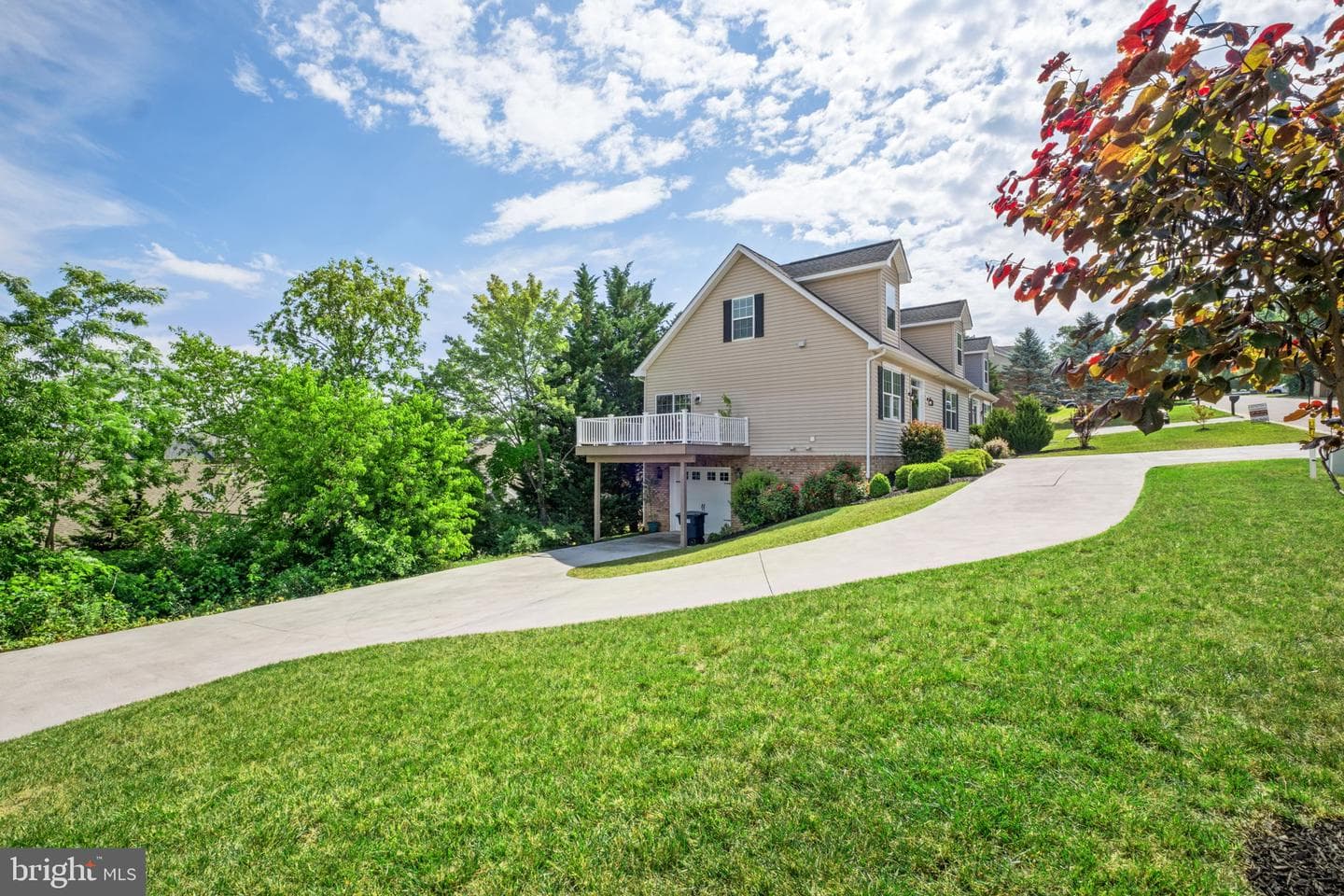 327 Blue Stone Hills Drive photo 8