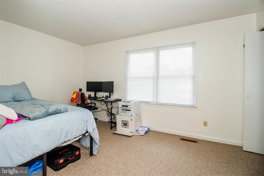 839 Vine Street photo 17