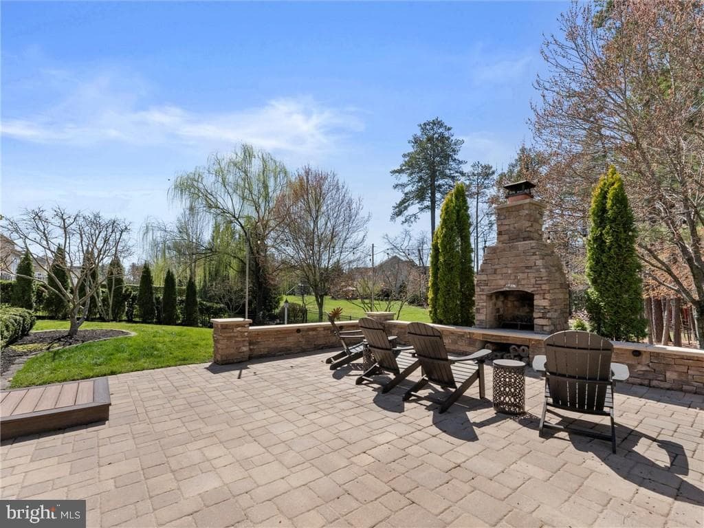 5129 Austin Healey Drive photo 3