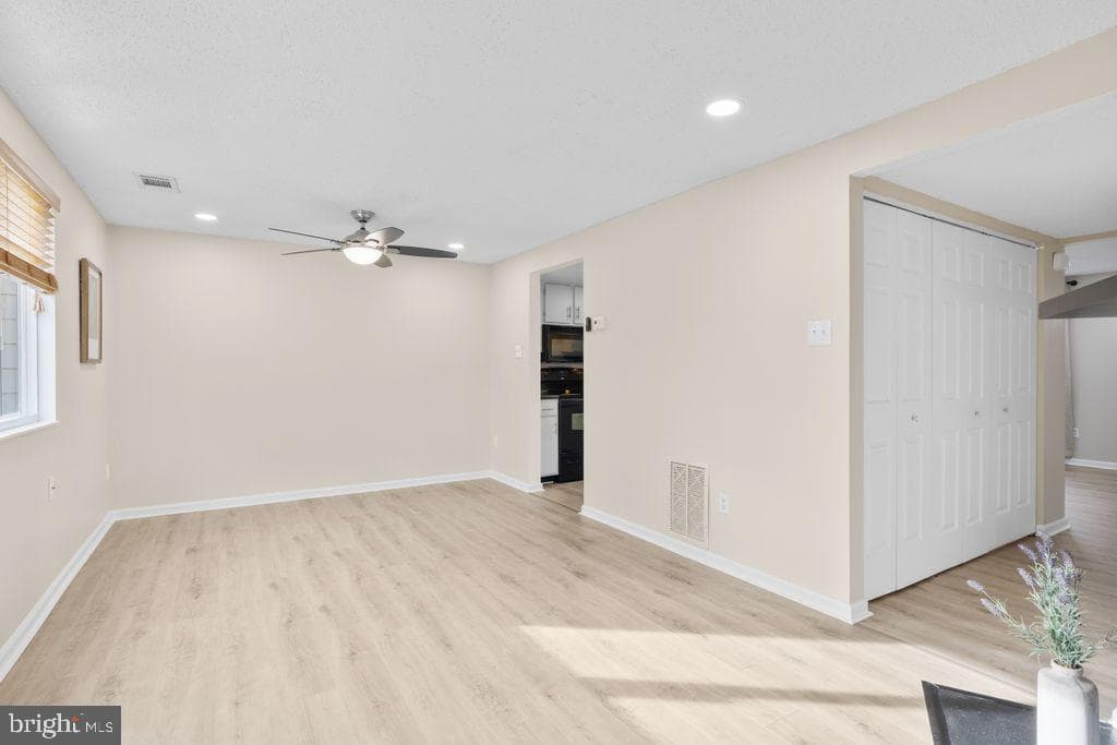 9724 Candace Court photo 12