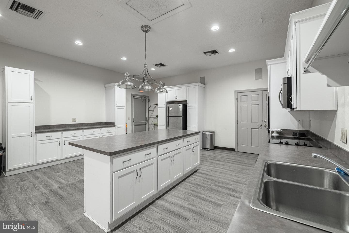 810 Brassie Lane #810-E photo 27