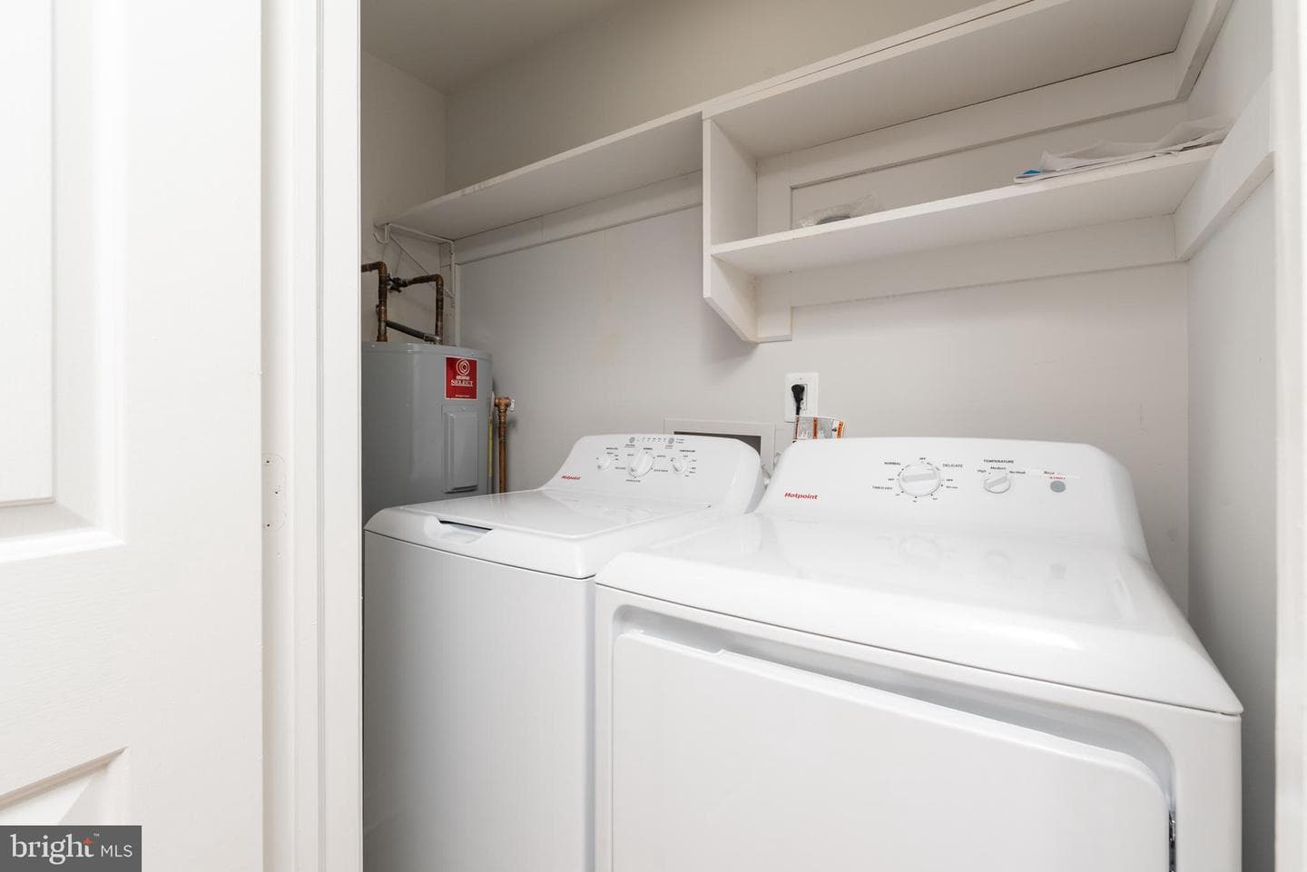 11809 Goodwick Square photo 12