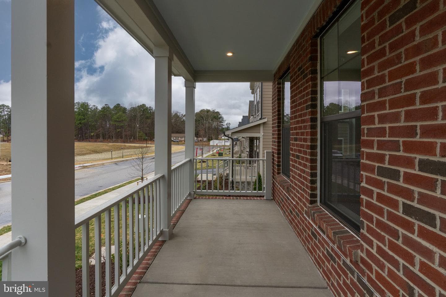 11560 Chapman Mill Dr photo 5