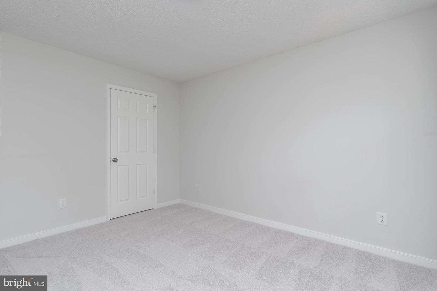 4205 Seamore Street photo 37