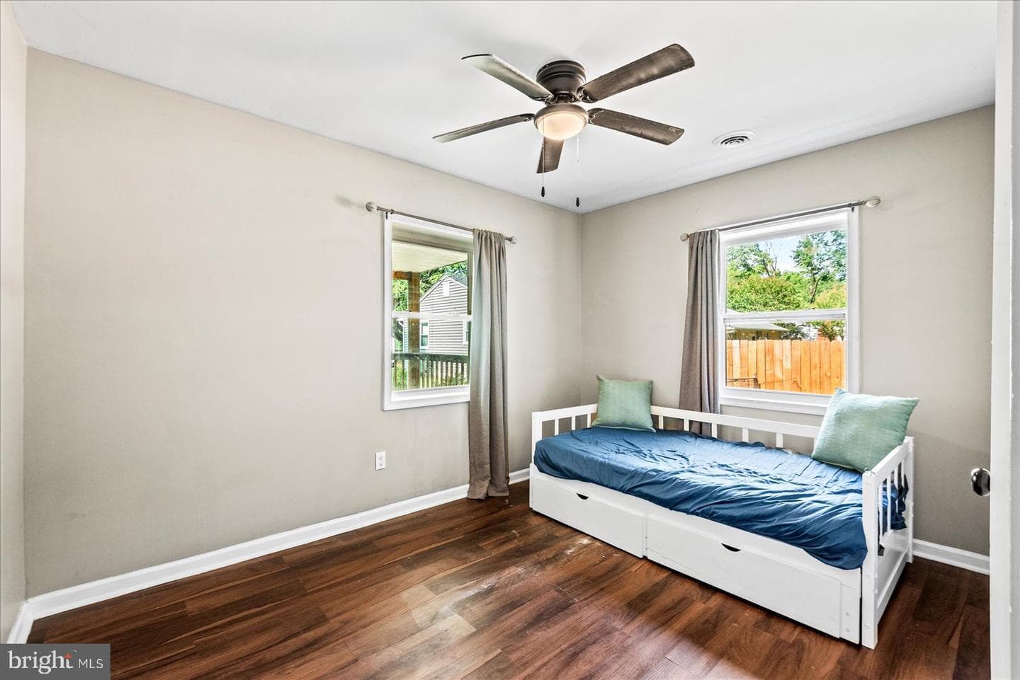 2309 Fleet Avenue photo 16