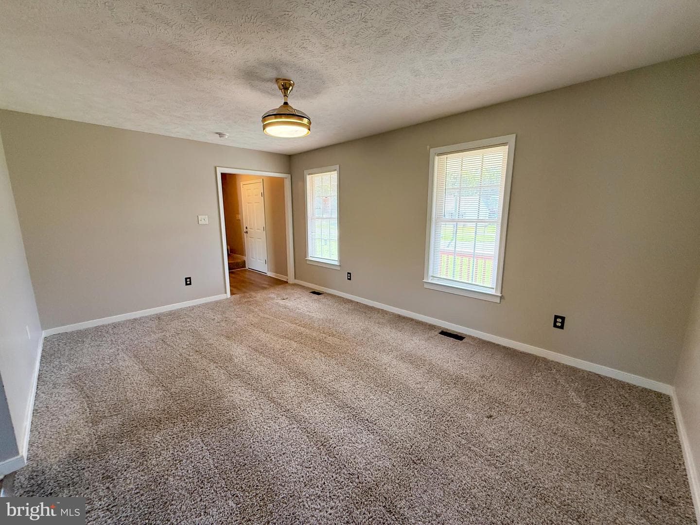 441 N Ivy Avenue photo 21