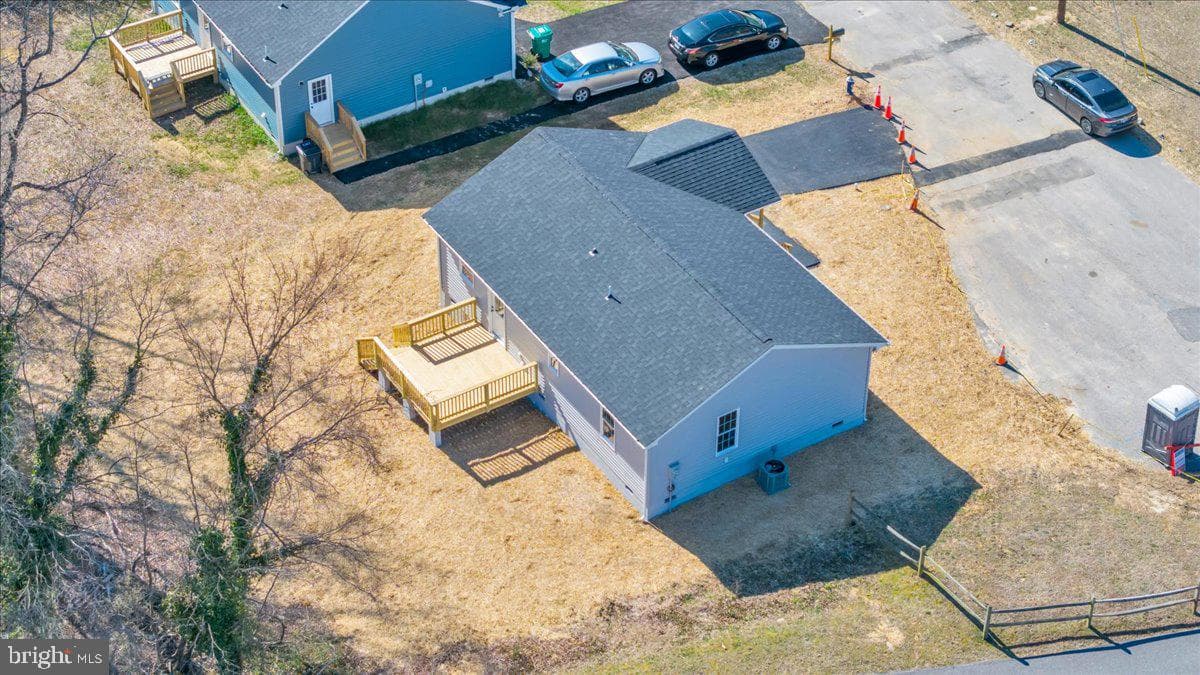 1811 Sunnyside Avenue photo 17