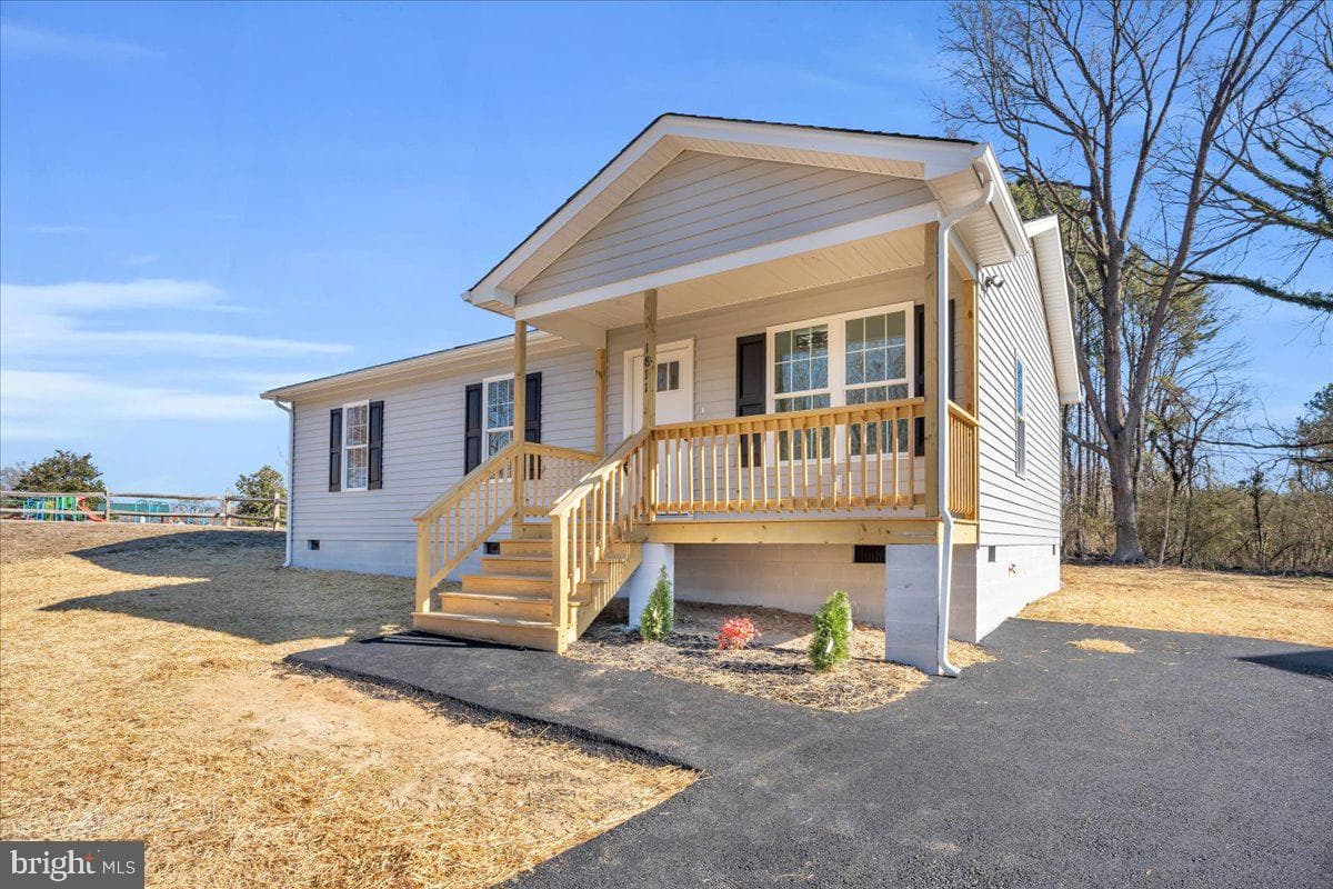 1811 Sunnyside Avenue photo 2