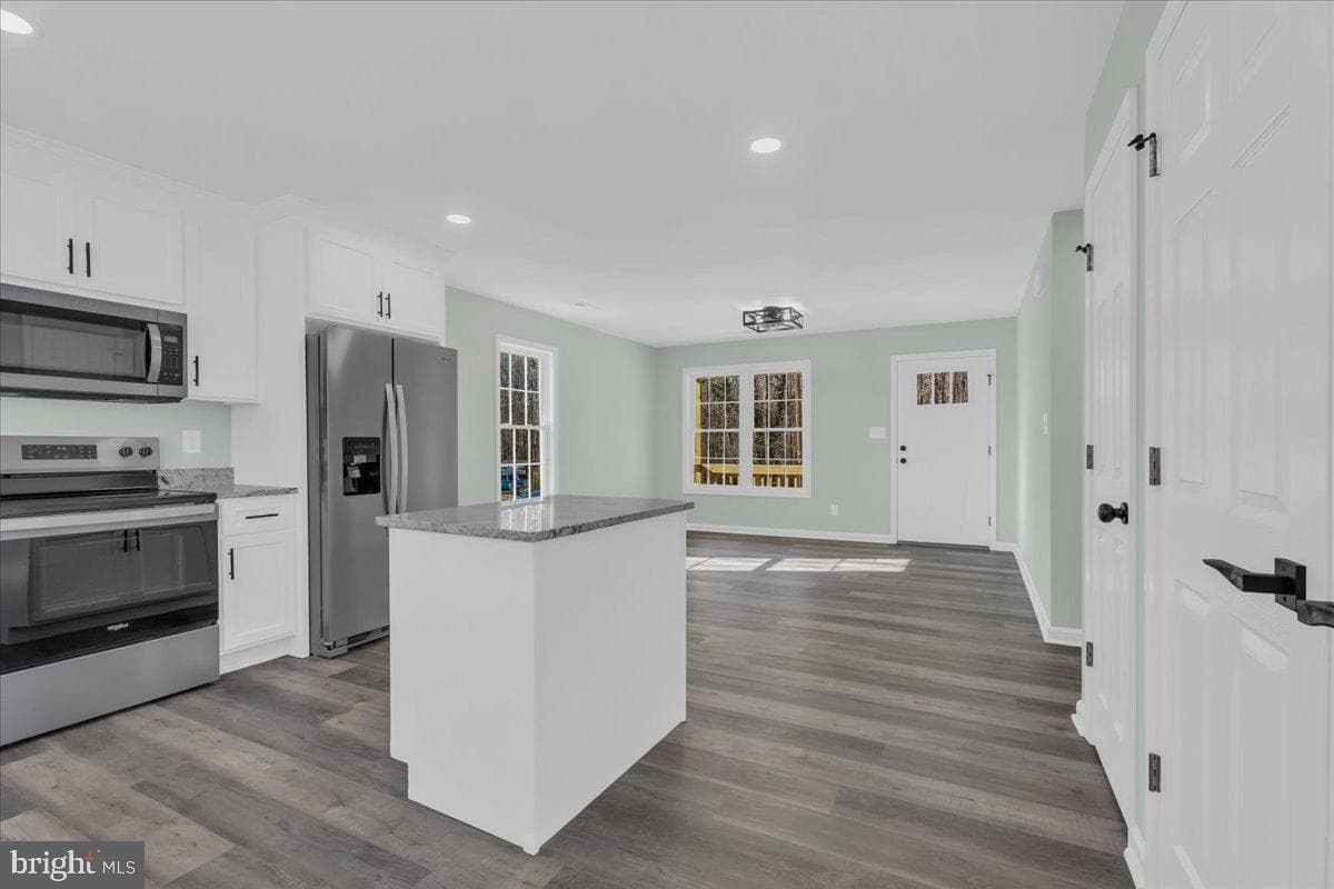1811 Sunnyside Avenue photo 33