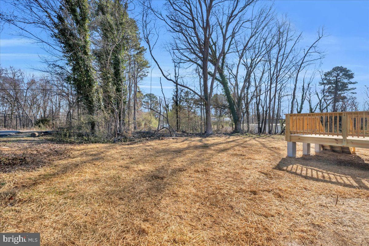 1811 Sunnyside Avenue photo 8