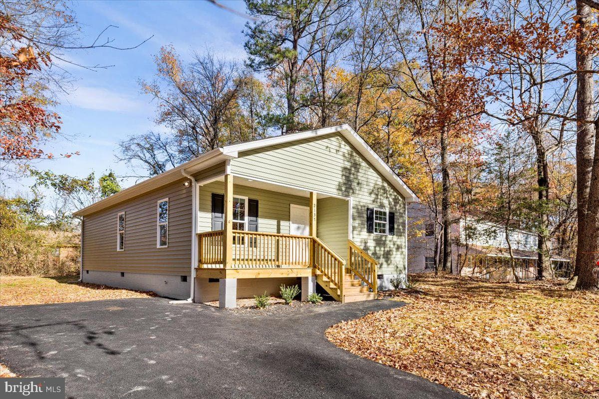 2137 Dublin Street photo 2