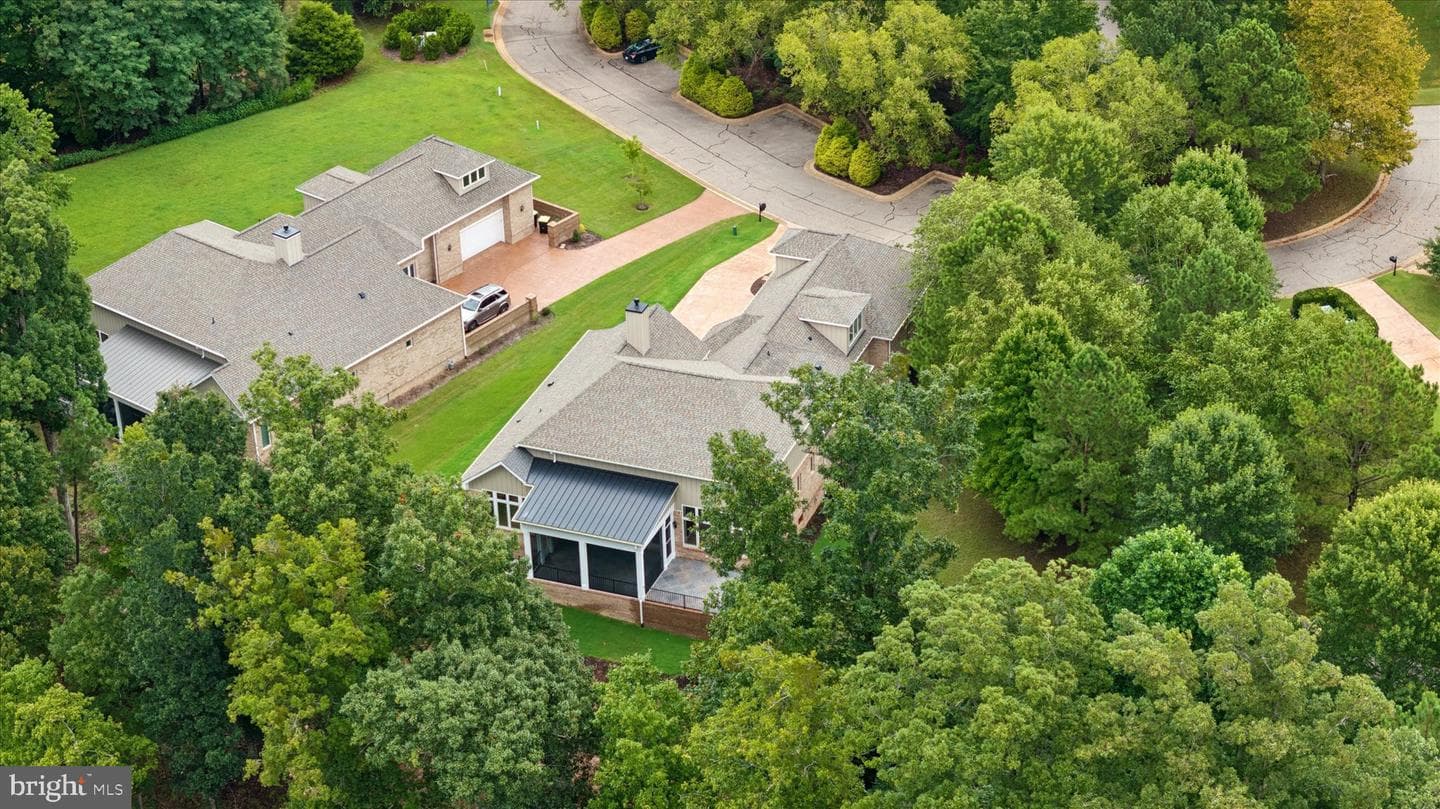 424 Rivers Edge photo 36