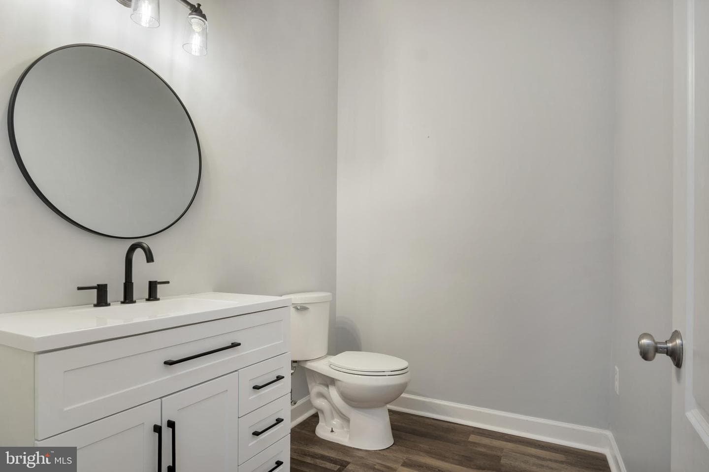 100 Lakewood Drive photo 16