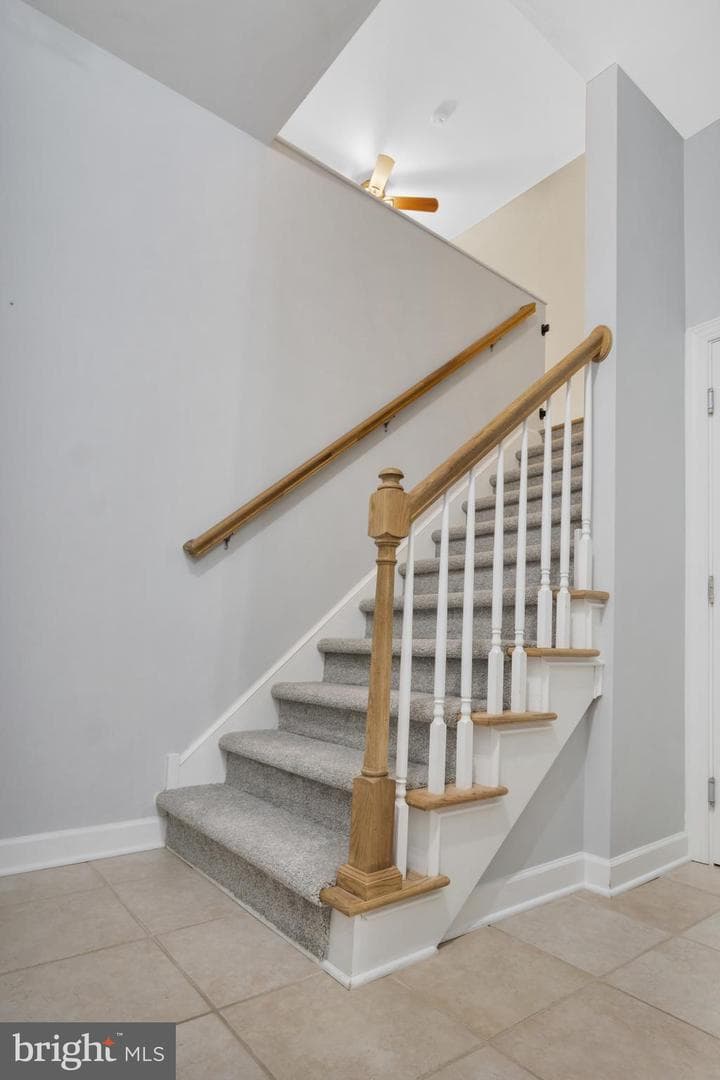 100 Lakewood Drive photo 32