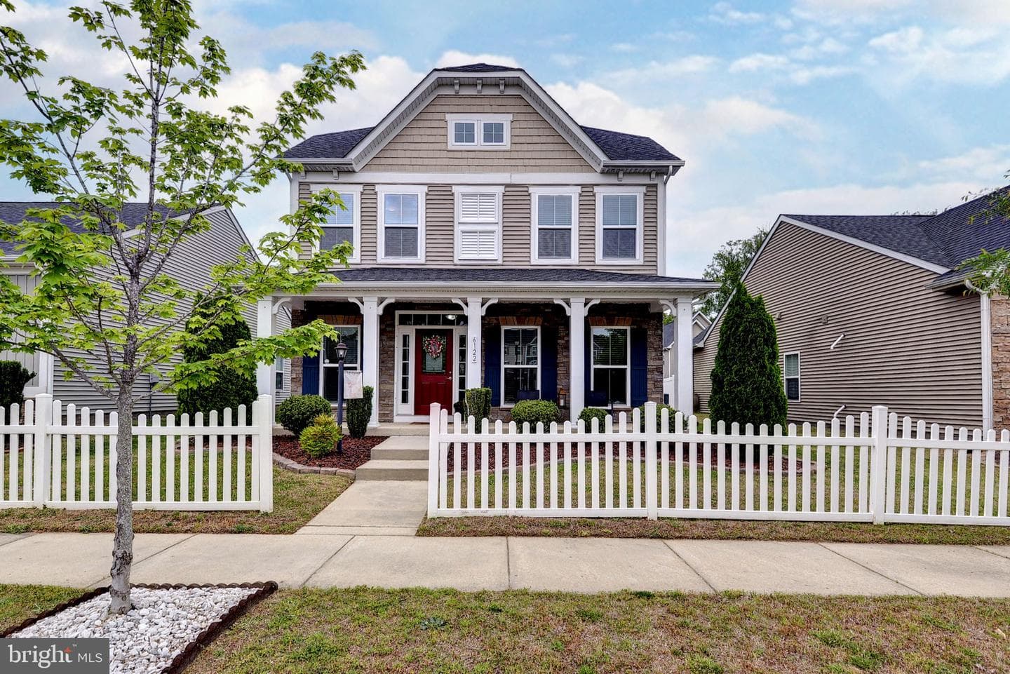 6122 Pricket Road photo 2