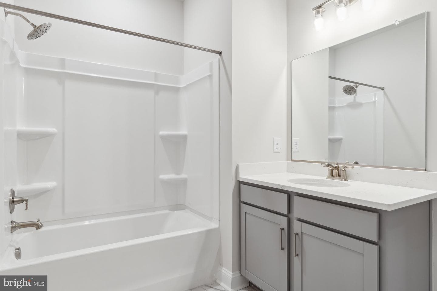 1260 Treviso Bay photo 30