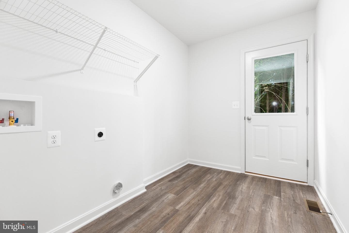 1145 Mathias Point Road photo 24