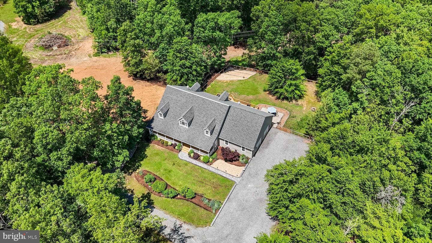 17397 Rosiers Creek Lane photo 67