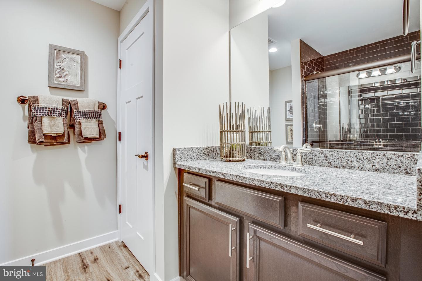 5229 Windsor Drive photo 25