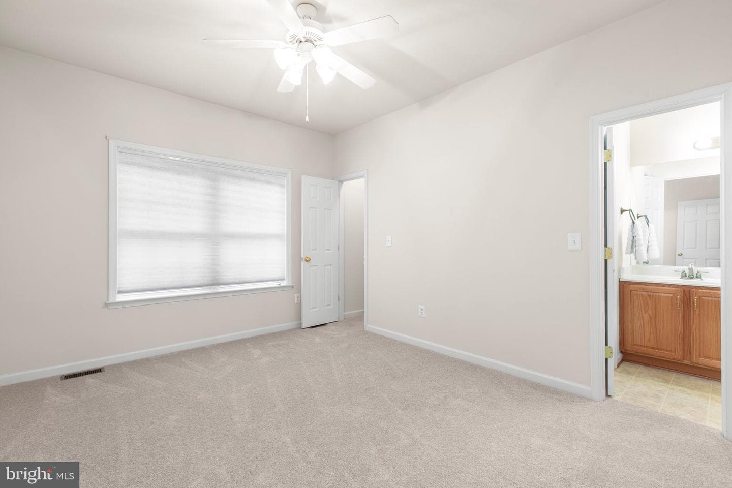 4049 Chatham Drive photo 37