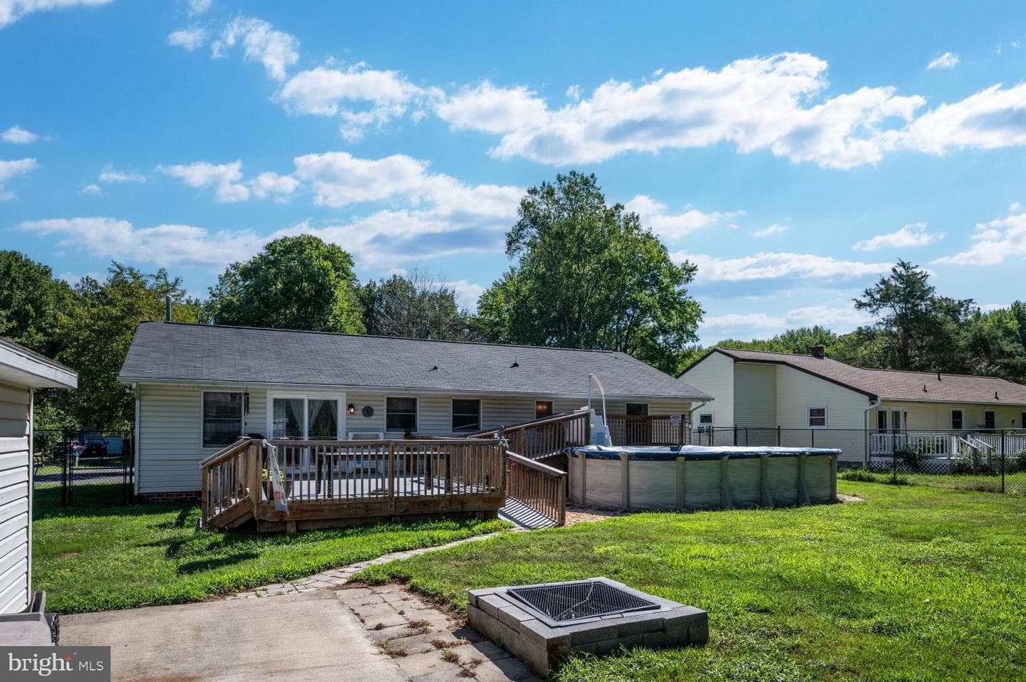 4374 Albemarle Court photo 38