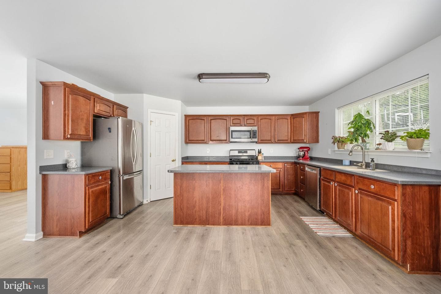 8477 Newton Lane photo 14
