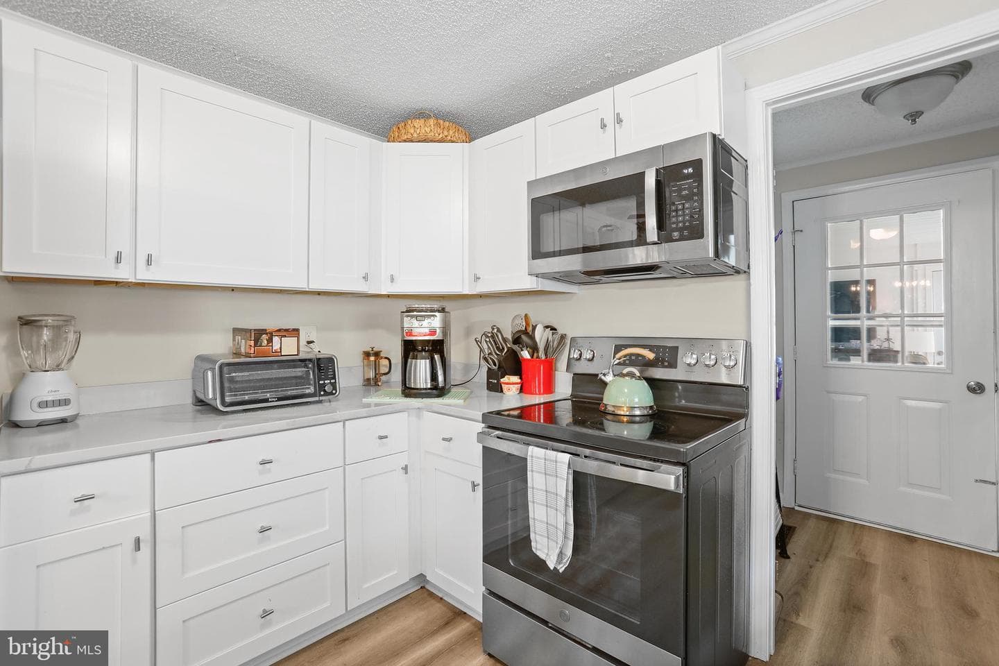 6137 1st Street photo 18