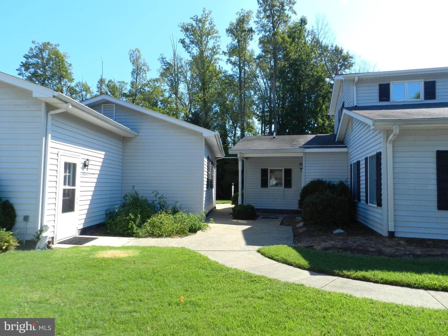 6134 8th Street photo 40
