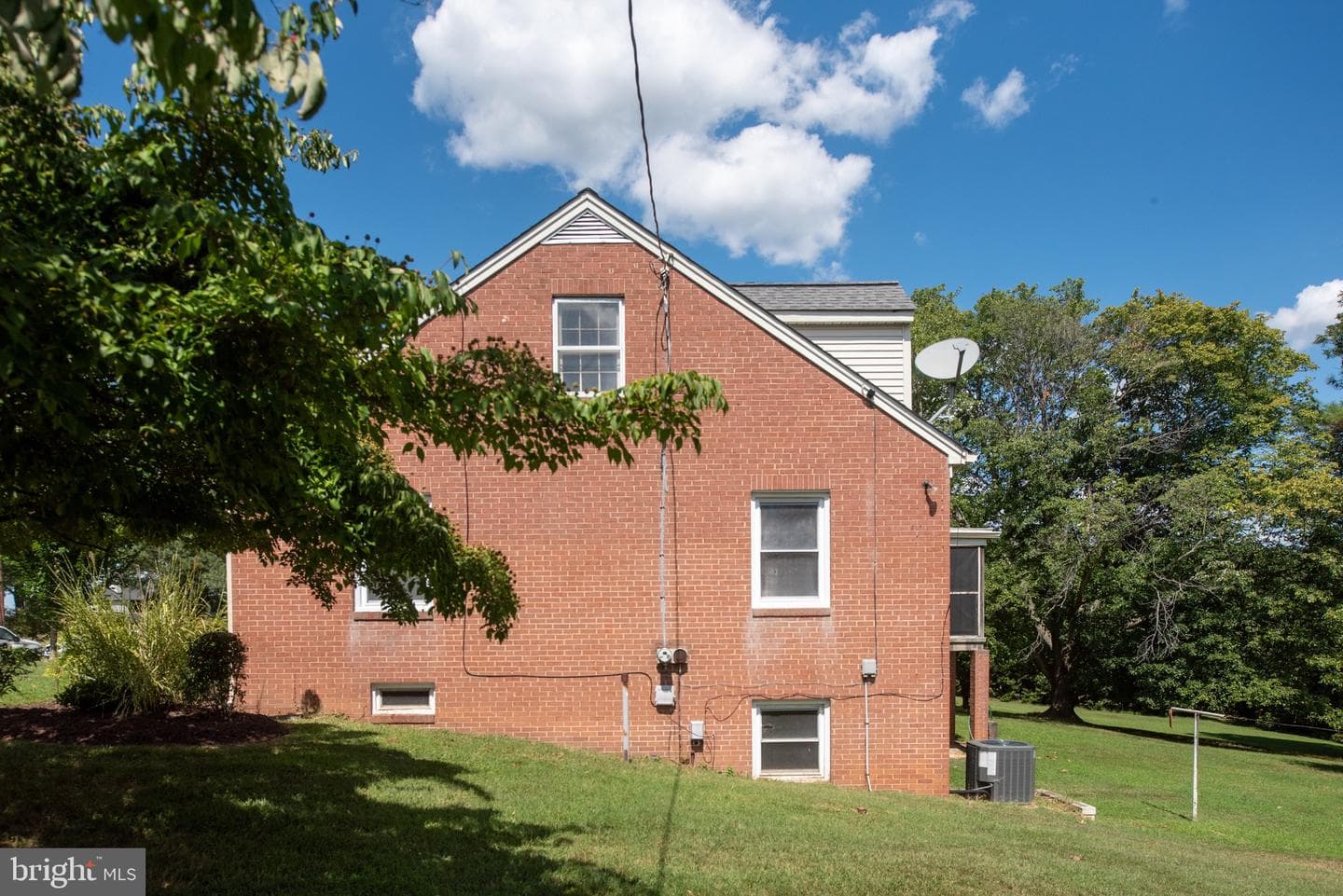 1225 Woodstock Road photo 57