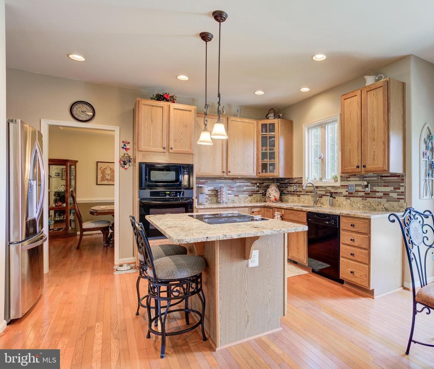 11761 Bakers Lane photo 2