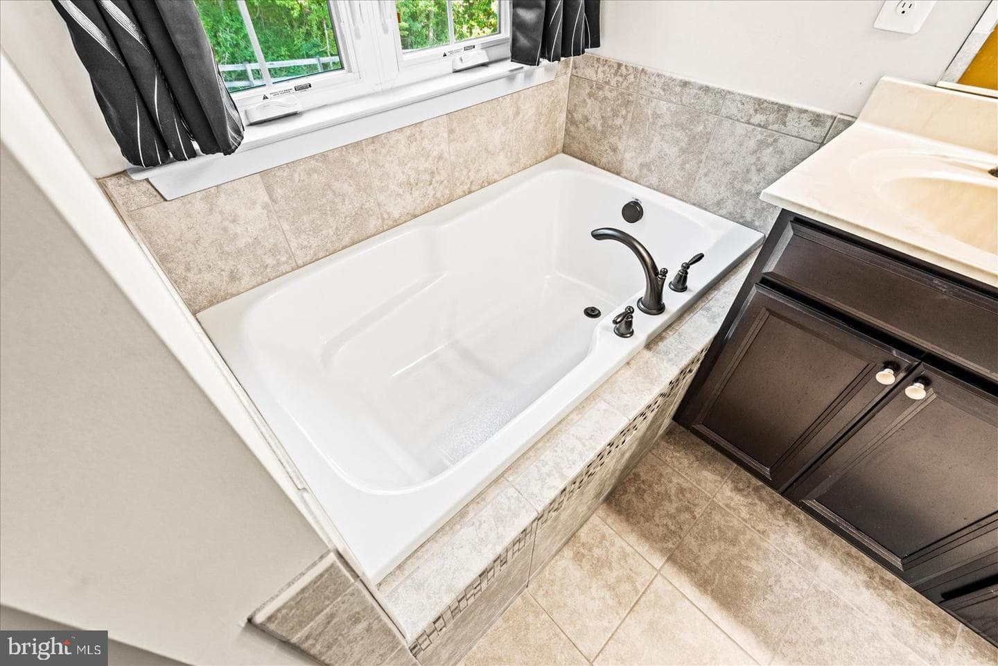 6731 Ginseng Lane photo 29