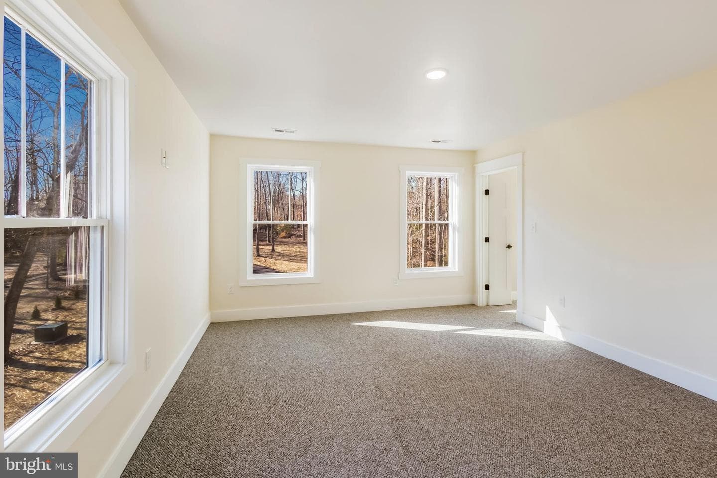 8138 Windsor Dr photo 24