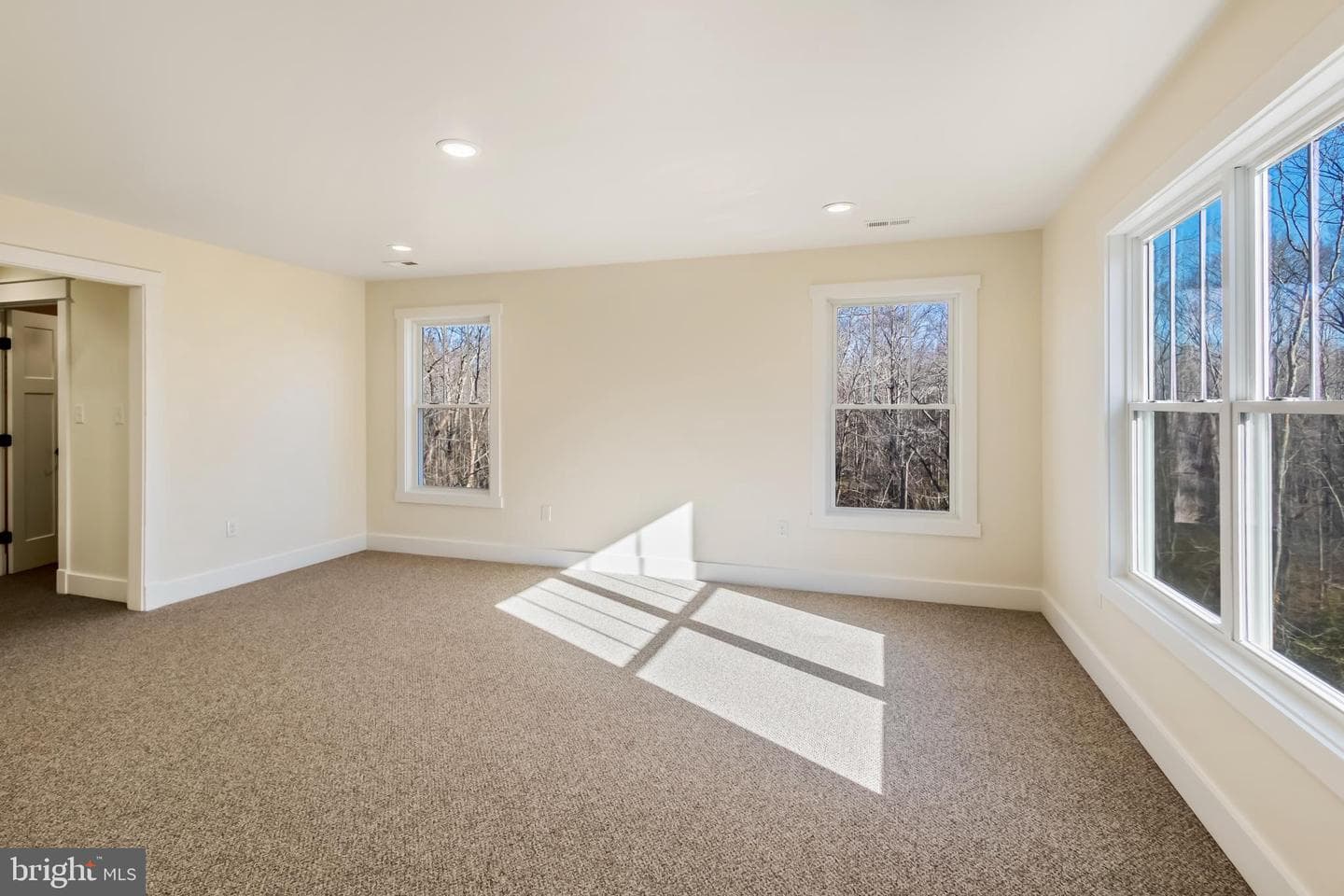 8138 Windsor Dr photo 27