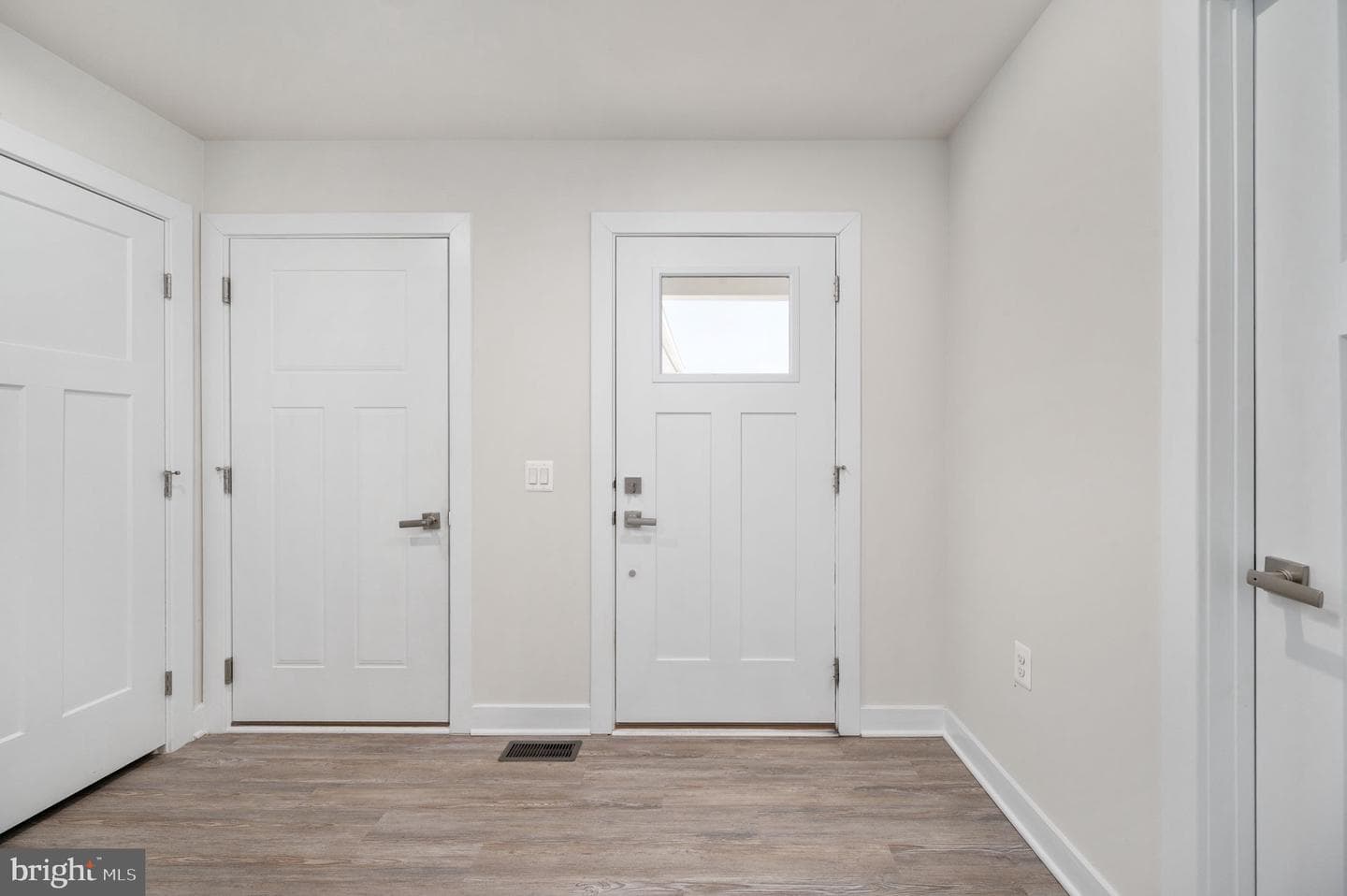 11188 Emerald Drive photo 21