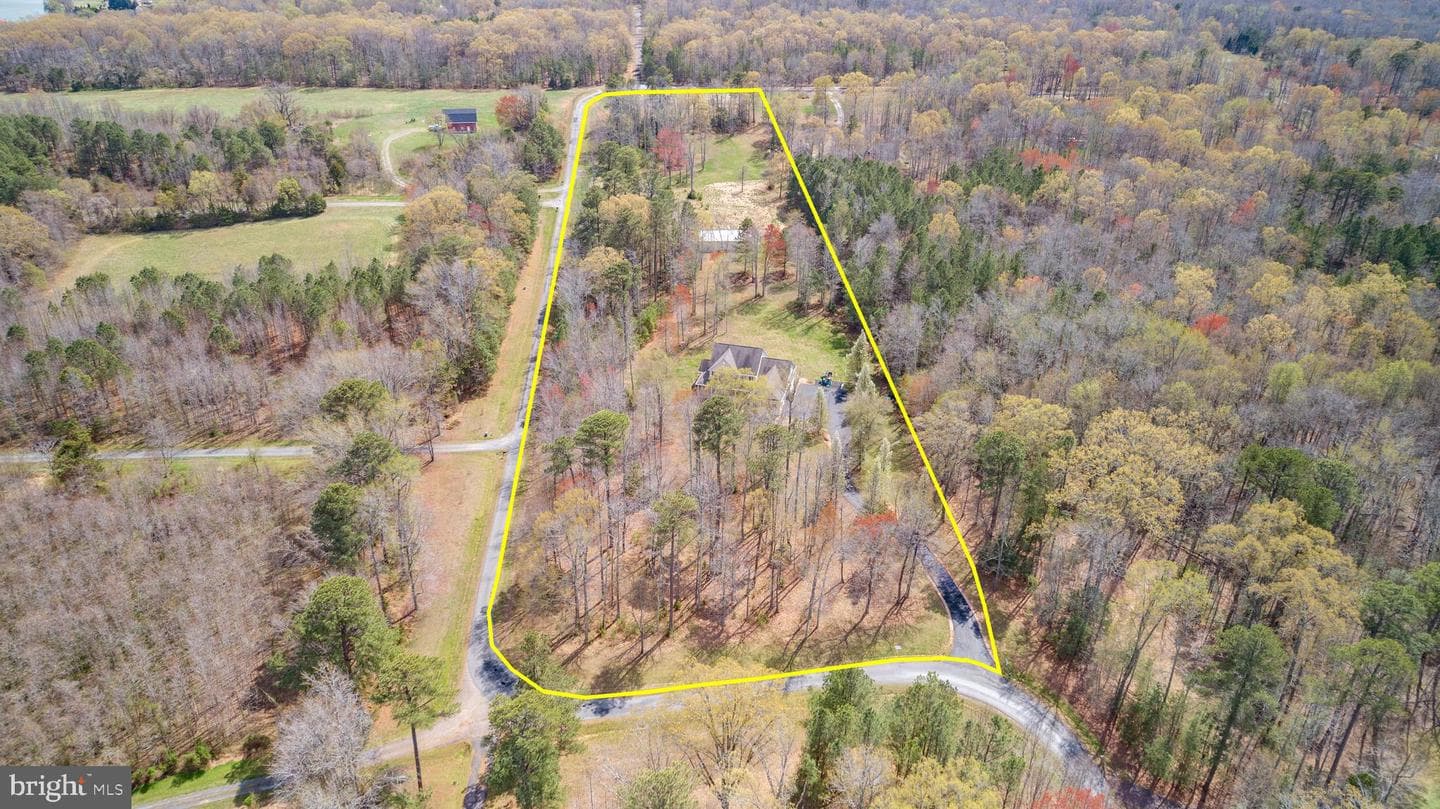 8662 Sandy Beach Ln photo 13