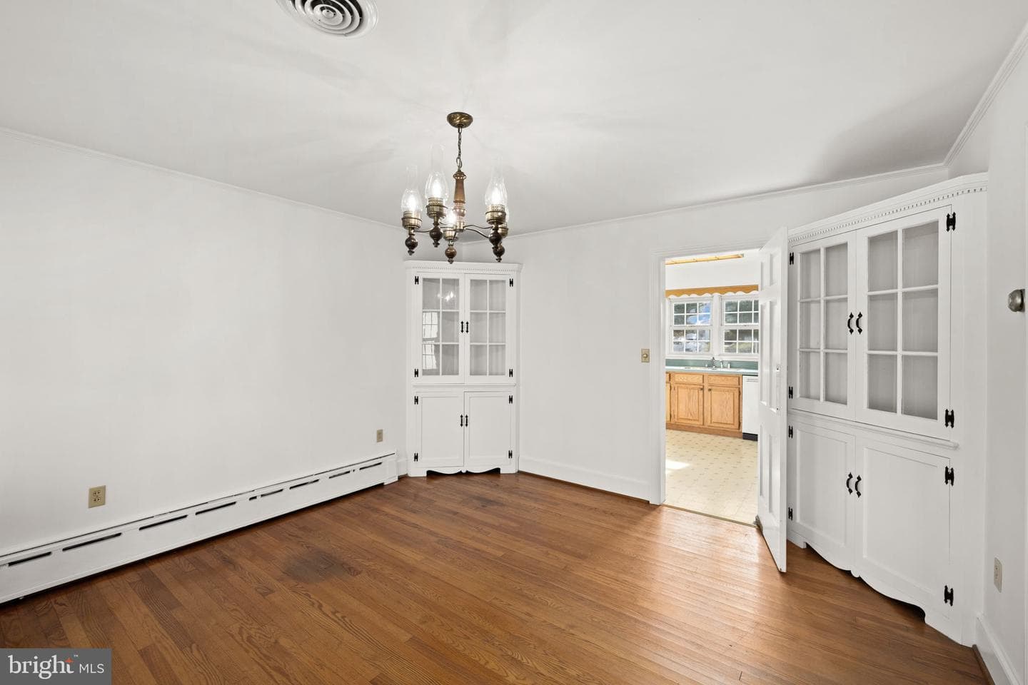 1324 Woodstock Road photo 10