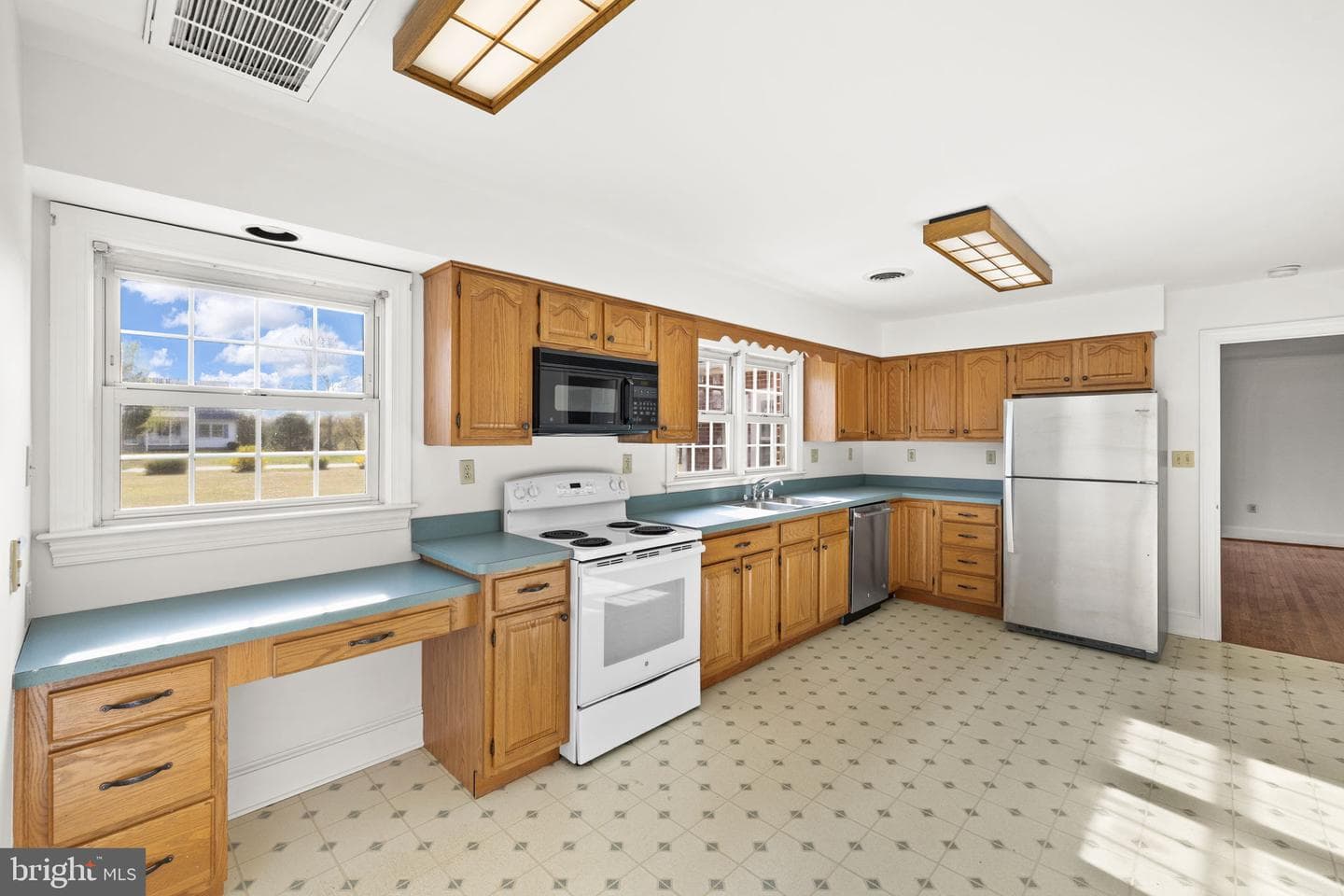 1324 Woodstock Road photo 13