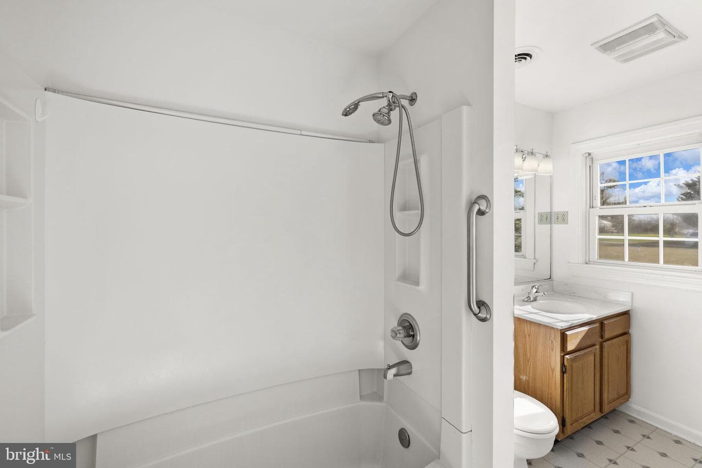 1324 Woodstock Road photo 26
