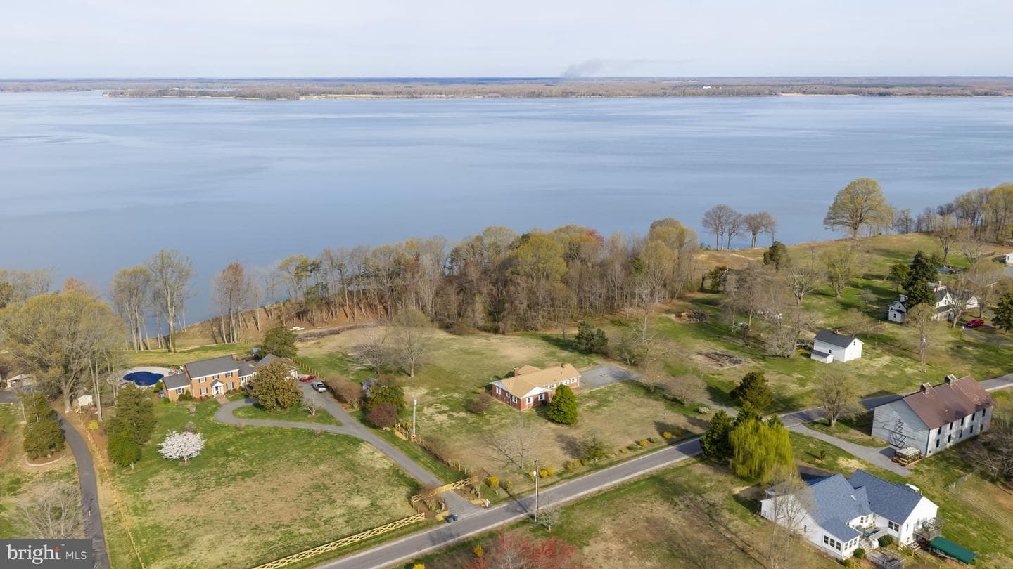 1324 Woodstock Road photo 41
