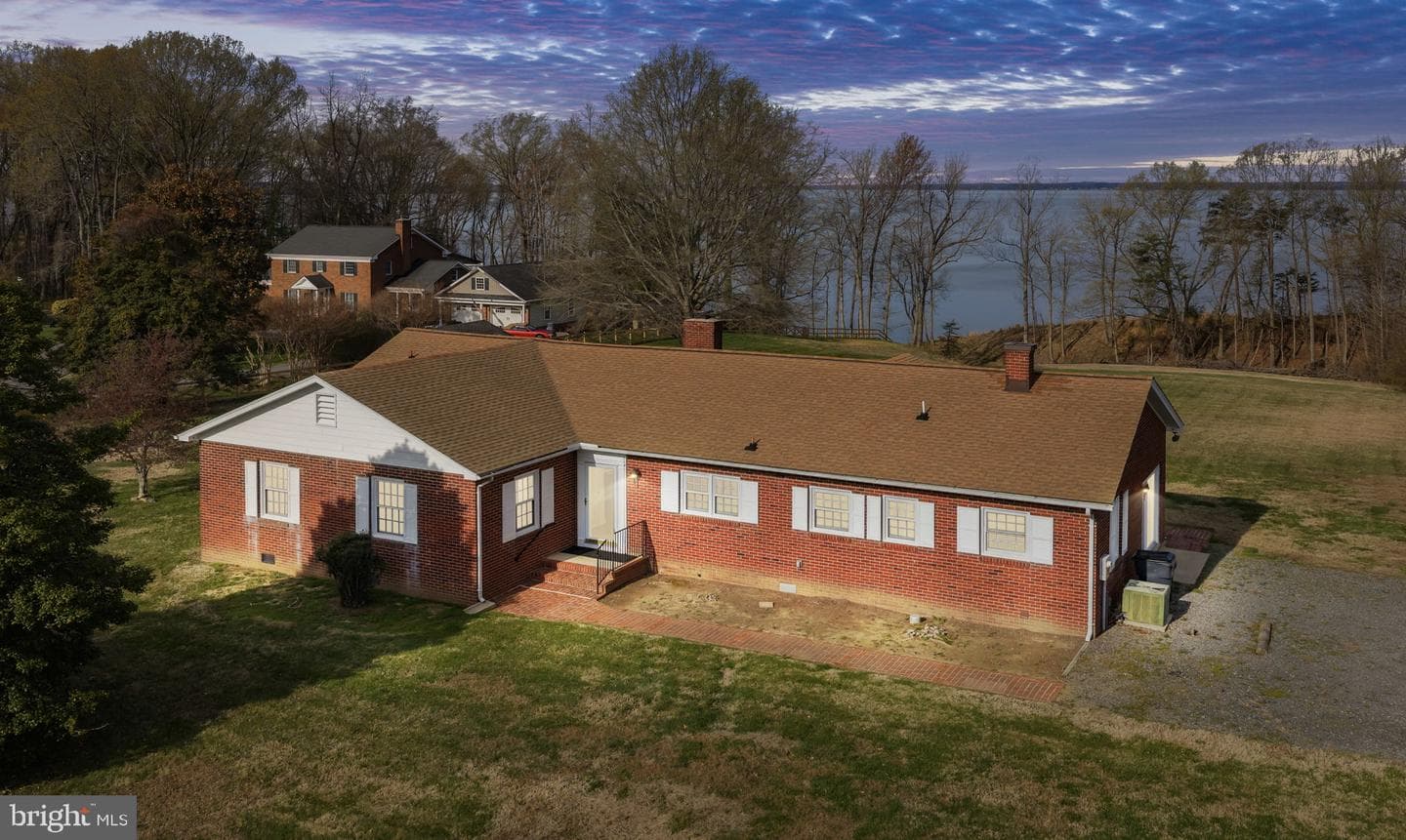 1324 Woodstock Road photo 47