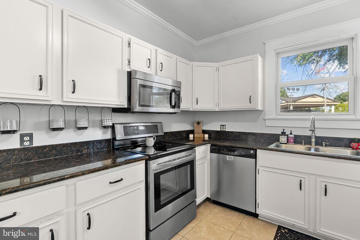 17140 12th Street photo 19