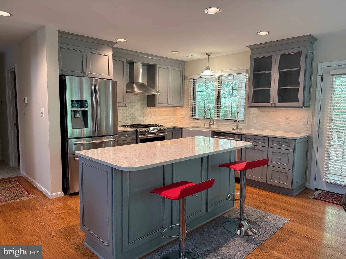 8376 Summerbeam Drive photo 3