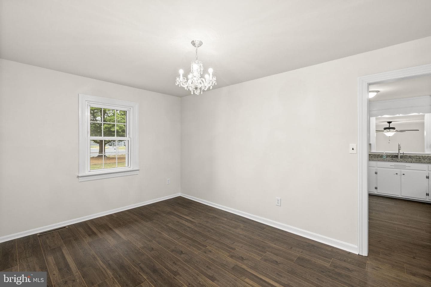 8267 Kings Highway photo 27