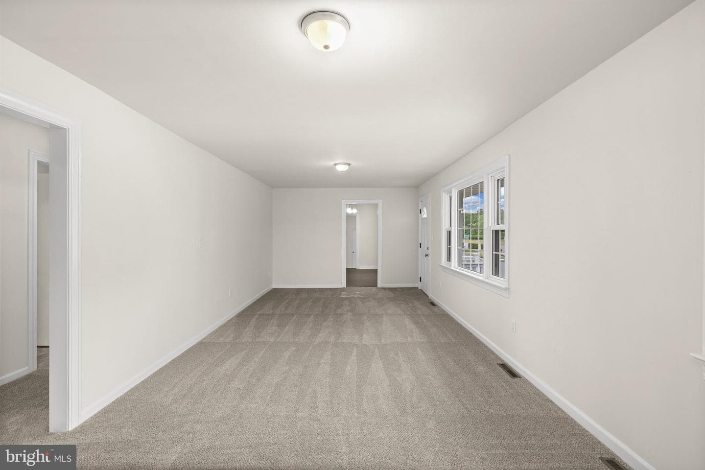8267 Kings Highway photo 8