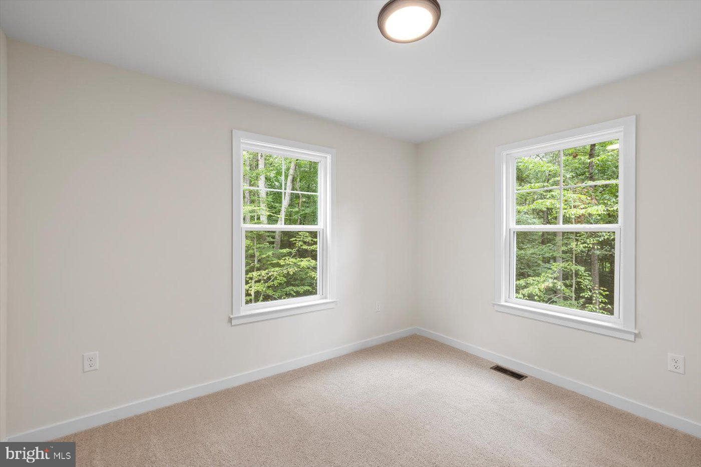 8339 Kennedy Drive photo 25